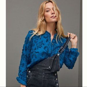 ANTHROPOLOGIE The Whitney Textured Button Down XS Blue